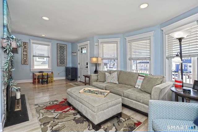 136 Hillside Avenue, Milford, CT 06460