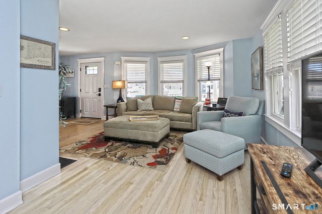 136 Hillside Avenue, Milford, CT 06460