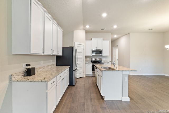 7503 Coffee, San Antonio, TX 78252