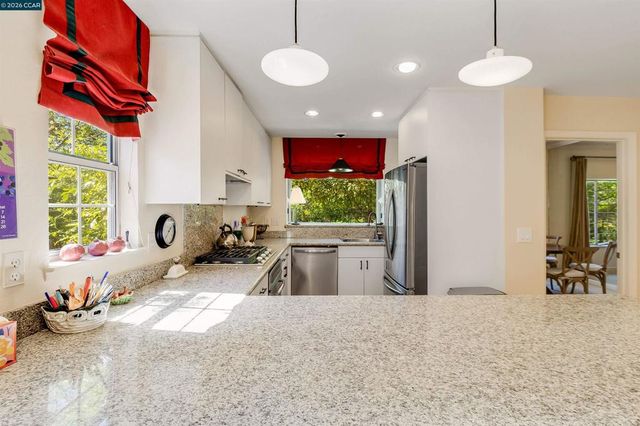 408 Fraga Ct, Martinez, CA 94553