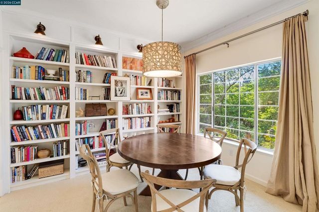 408 Fraga Ct, Martinez, CA 94553