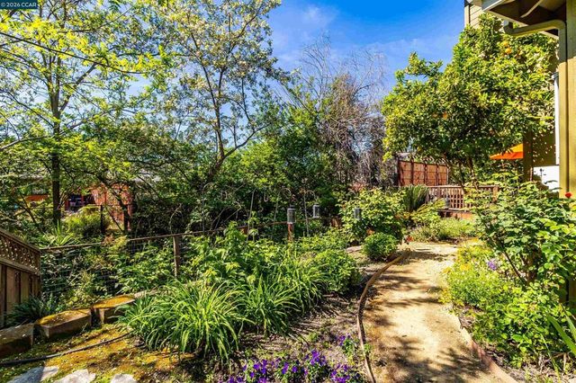 408 Fraga Ct, Martinez, CA 94553