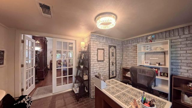 6414 Mooregate Drive, Amarillo, TX 79109