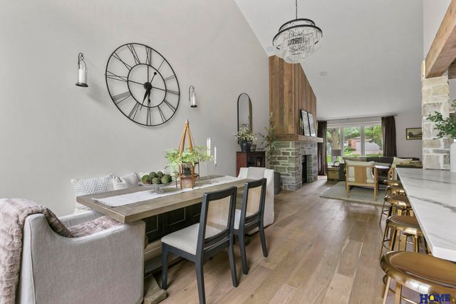 2100 Heritage Pines Court, Lincoln, NE 68506