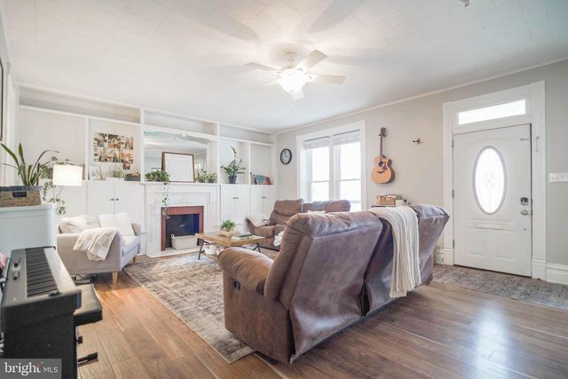 125 E 3RD ST, Lewistown, PA 17044