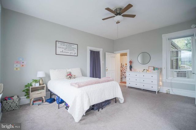 125 E 3RD ST, Lewistown, PA 17044