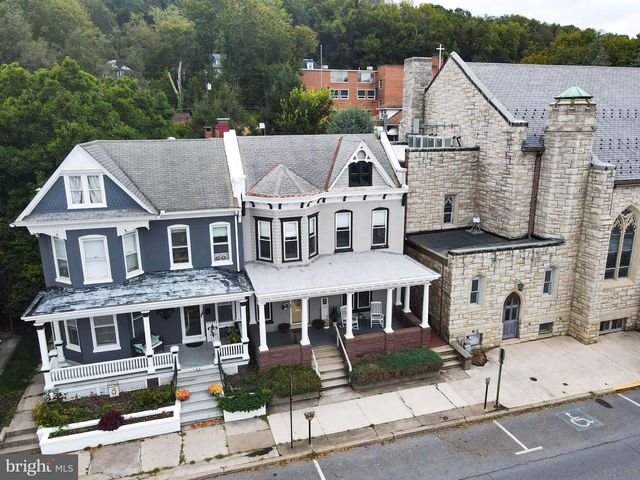 125 E 3RD ST, Lewistown, PA 17044