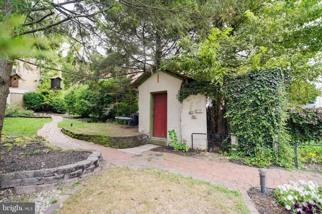 125 E 3RD ST, Lewistown, PA 17044