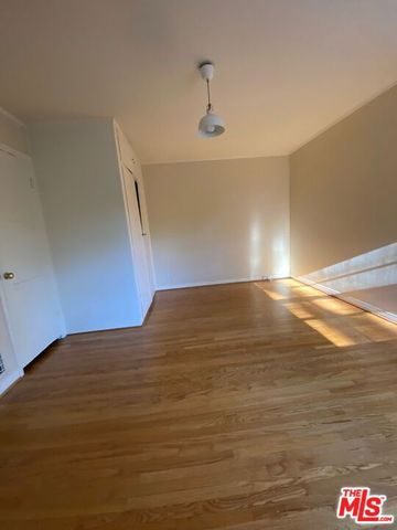 4160 Holly Knoll Drive, Los Angeles, CA 90027