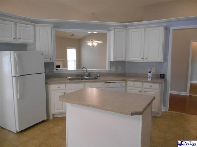 724 Aster, Florence, SC 29501