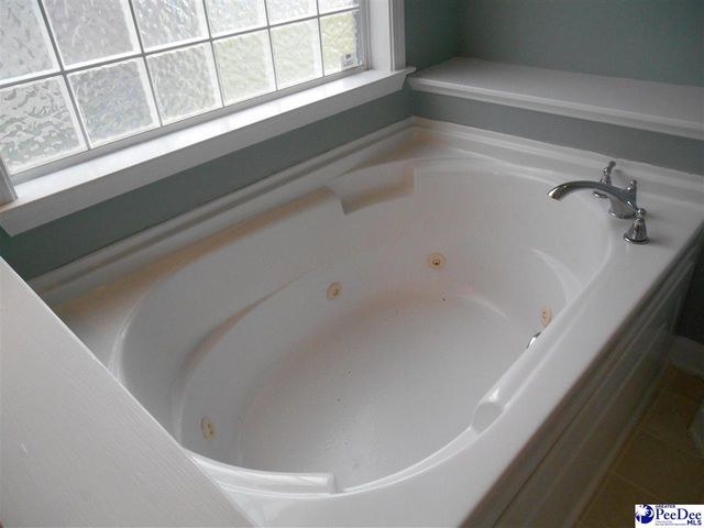 724 Aster, Florence, SC 29501