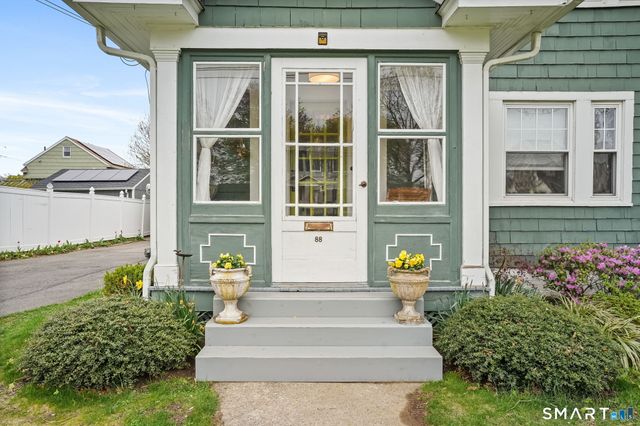 88 Miller Avenue, Milford, CT 06460