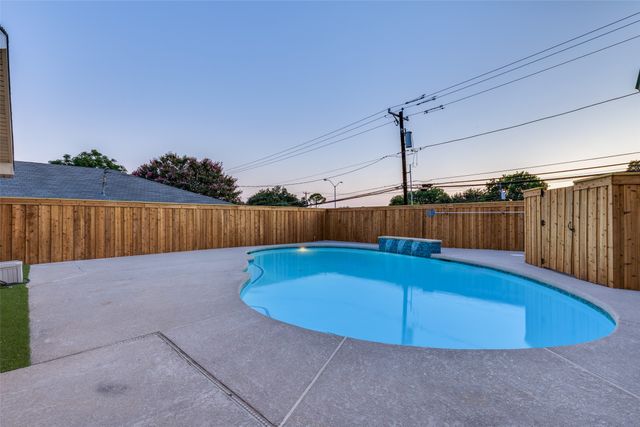 12311 Cedar Bend Drive, Dallas, TX 75244