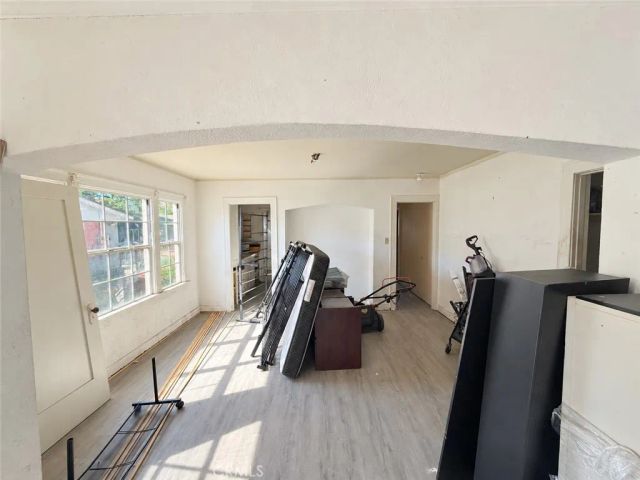 1457 W 37th Dr, Los Angeles, CA 90018