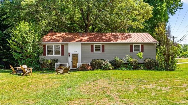 2250 Willow Bend Drive, Kernersville, NC 27284