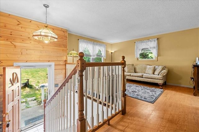 2250 Willow Bend Drive, Kernersville, NC 27284