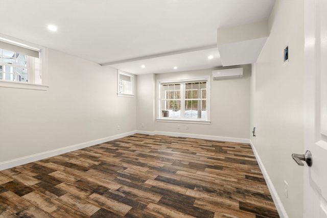 20 Split Rock Ln, Mattapoisett, MA 02739