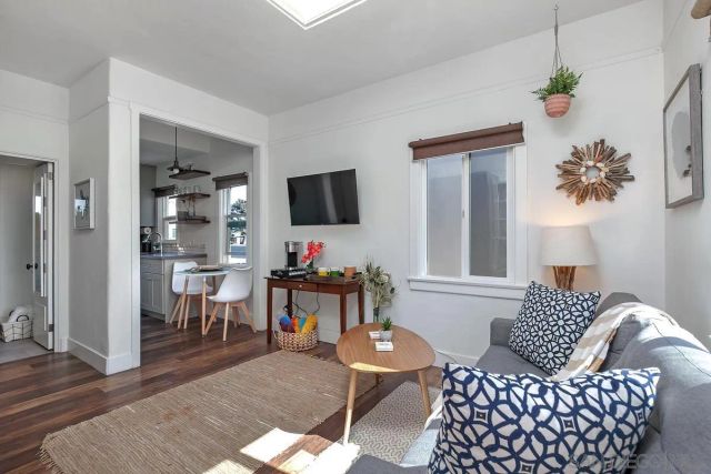 818-820 Portsmouth, San Diego, CA 92109