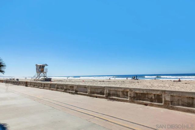 818-820 Portsmouth, San Diego, CA 92109