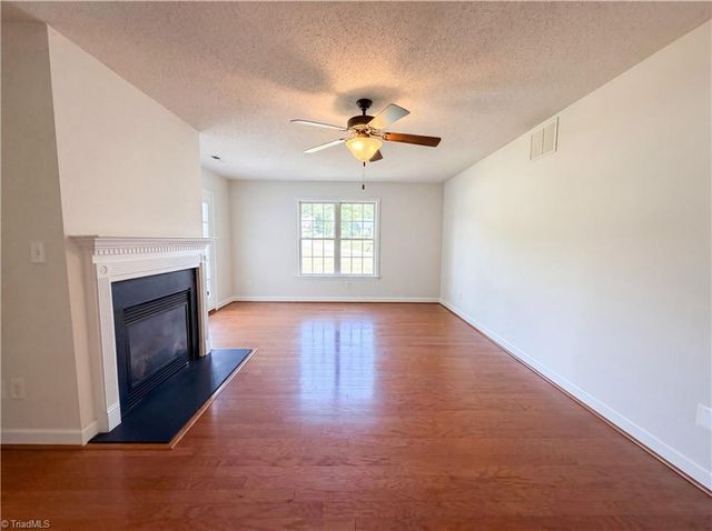 2015 Gyro Drive, Winston-salem, NC 27127