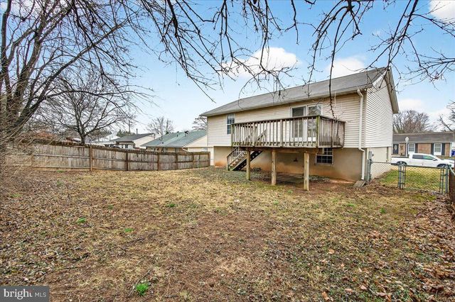 423 BANKSIA DR, Frederick, MD 21701