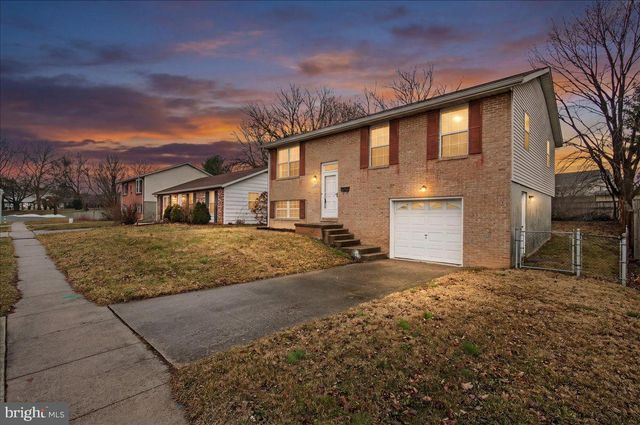 423 BANKSIA DR, Frederick, MD 21701