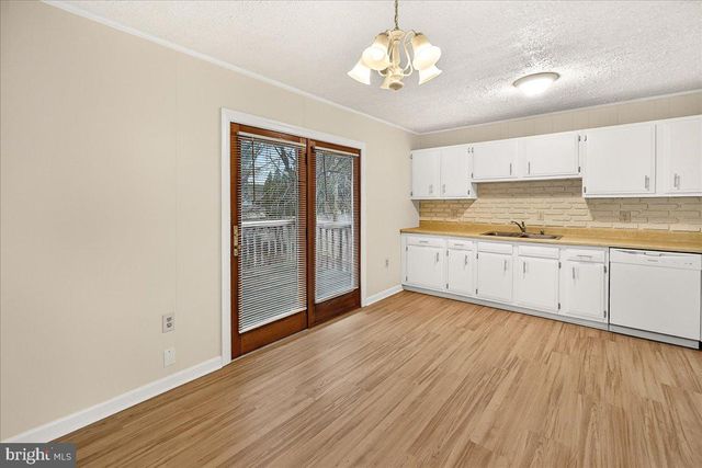 423 BANKSIA DR, Frederick, MD 21701