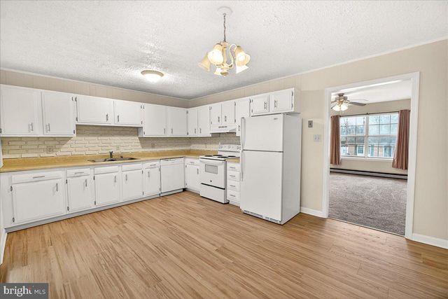 423 BANKSIA DR, Frederick, MD 21701