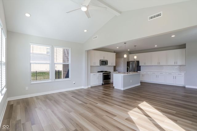 3799 Kensington Drive, Danville, IN 46122