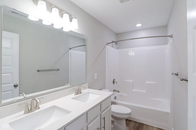 3799 Kensington Drive, Danville, IN 46122