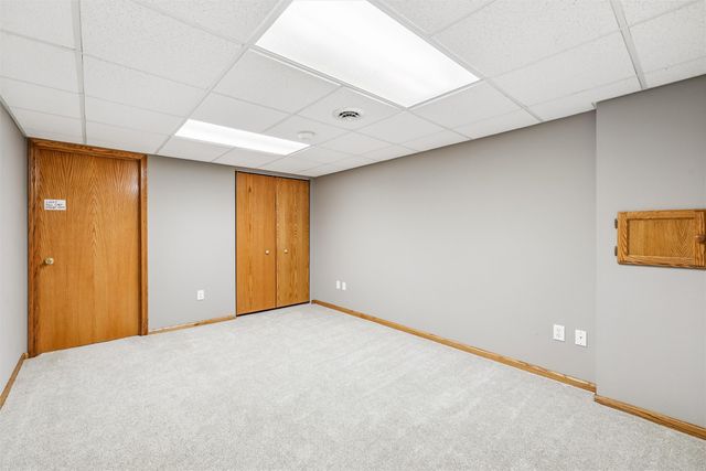 1221 E 17th Street, Norwalk, IA 50211