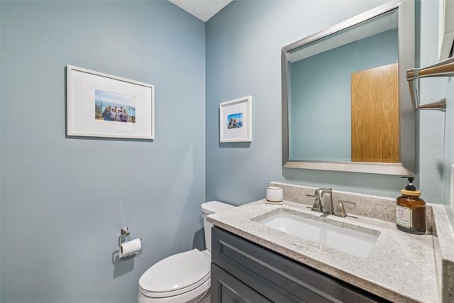 1221 E 17th Street, Norwalk, IA 50211