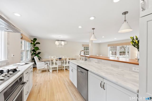 105 Rose Lane, Darien, CT 06820