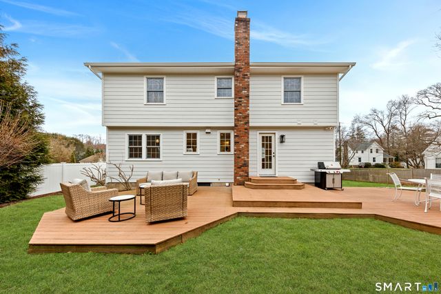 105 Rose Lane, Darien, CT 06820