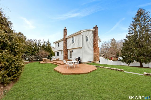 105 Rose Lane, Darien, CT 06820