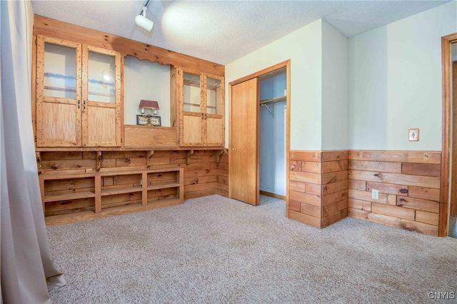 17 Hilltop Lane, Volney, NY 13069