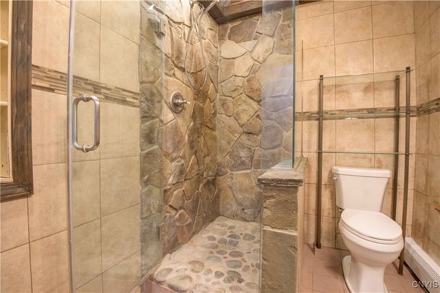 17 Hilltop Lane, Volney, NY 13069