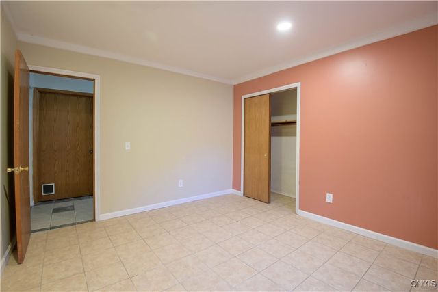 17 Hilltop Lane, Volney, NY 13069