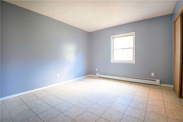 17 Hilltop Lane, Volney, NY 13069