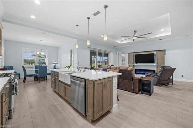 2502 Van Buren PKWY, Cape Coral, FL 33993