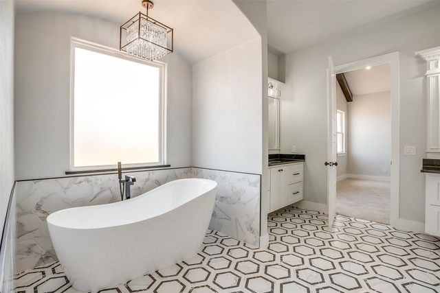 12012 Bella Vino Drive, Fort Worth, TX 76126