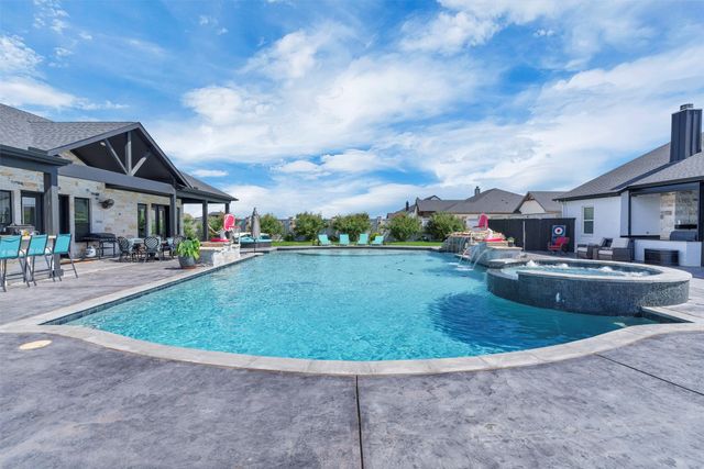 12012 Bella Vino Drive, Fort Worth, TX 76126