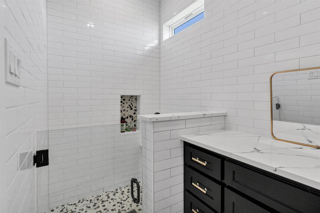 12012 Bella Vino Drive, Fort Worth, TX 76126