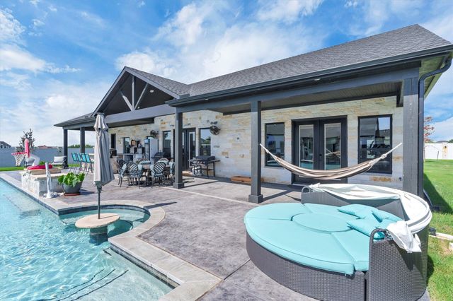 12012 Bella Vino Drive, Fort Worth, TX 76126