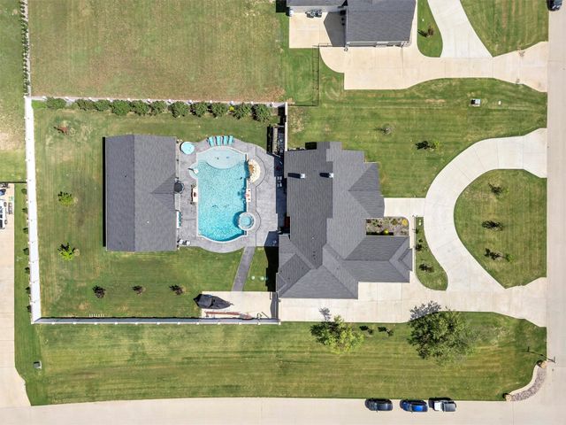 12012 Bella Vino Drive, Fort Worth, TX 76126