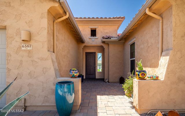 6567 W Whispering Windmill Lane, Marana, AZ 85658