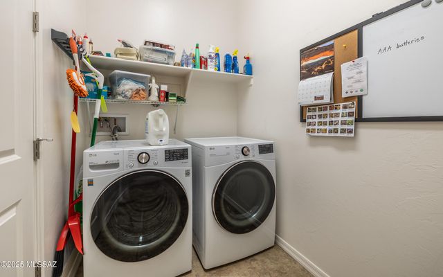 6567 W Whispering Windmill Lane, Marana, AZ 85658