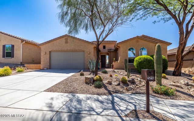 6567 W Whispering Windmill Lane, Marana, AZ 85658