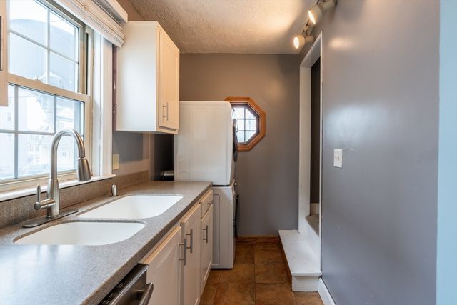 263 Jefferson Ave, Salem, MA 01970