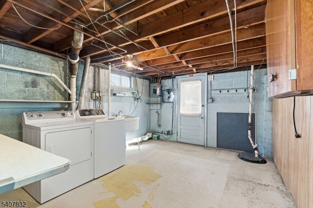 11 Cypress Ave, Lincoln Park Boro, NJ 07035